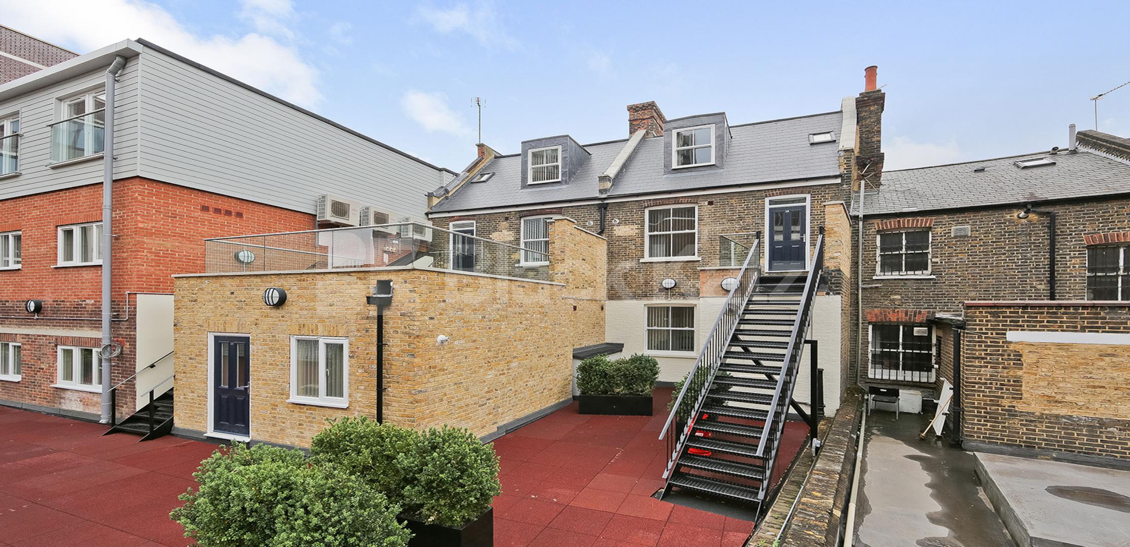 			LET , 2 Bedroom, 1 bath, 1 reception Apartment			 Metro Apartments. Lewisham High Street , Lewisham 